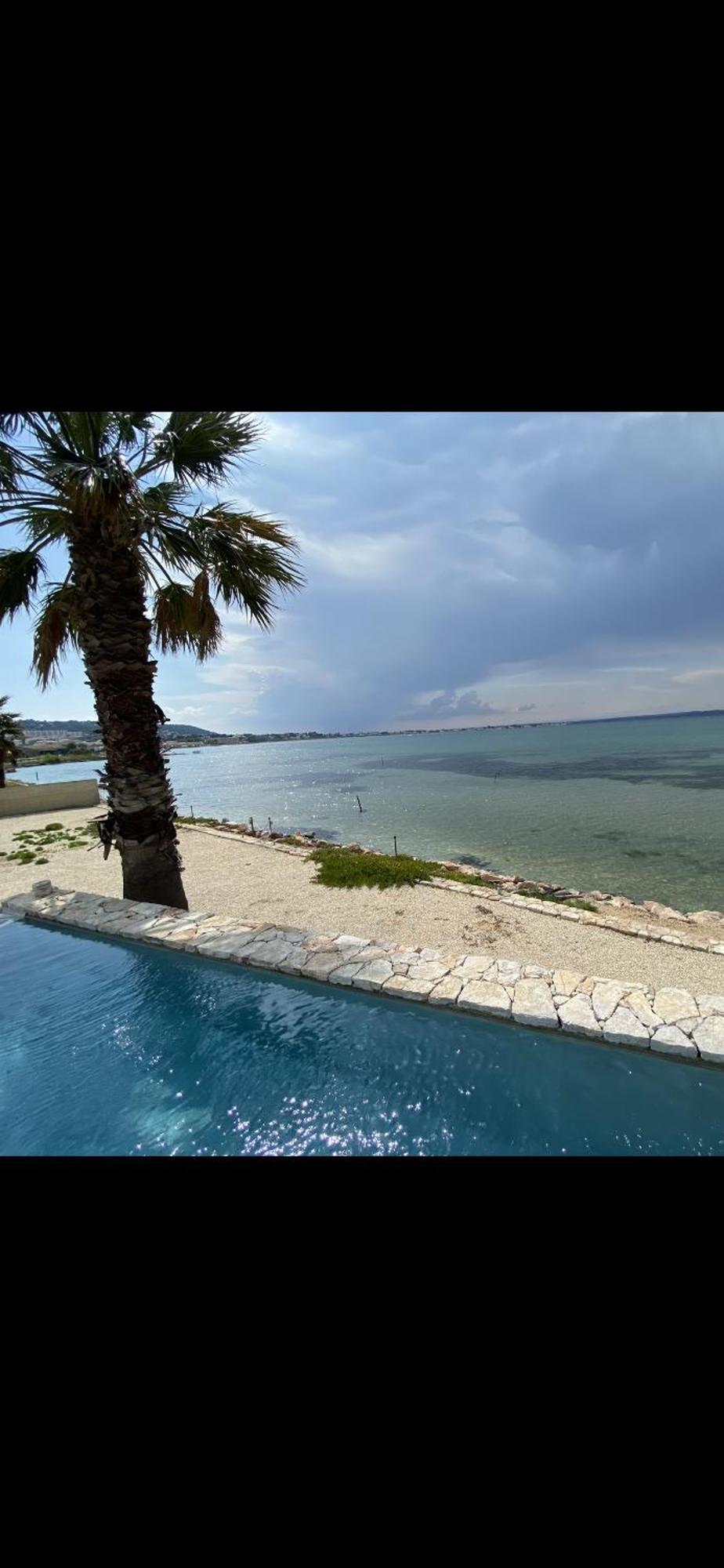 Bed and Breakfast Les Pieds Dans L'Eau Sète Exterior foto